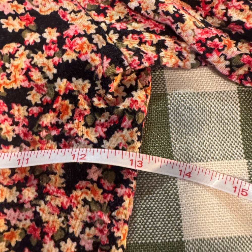 H&M Floral Long Sleeve Turtleneck - Picture 9 of 12